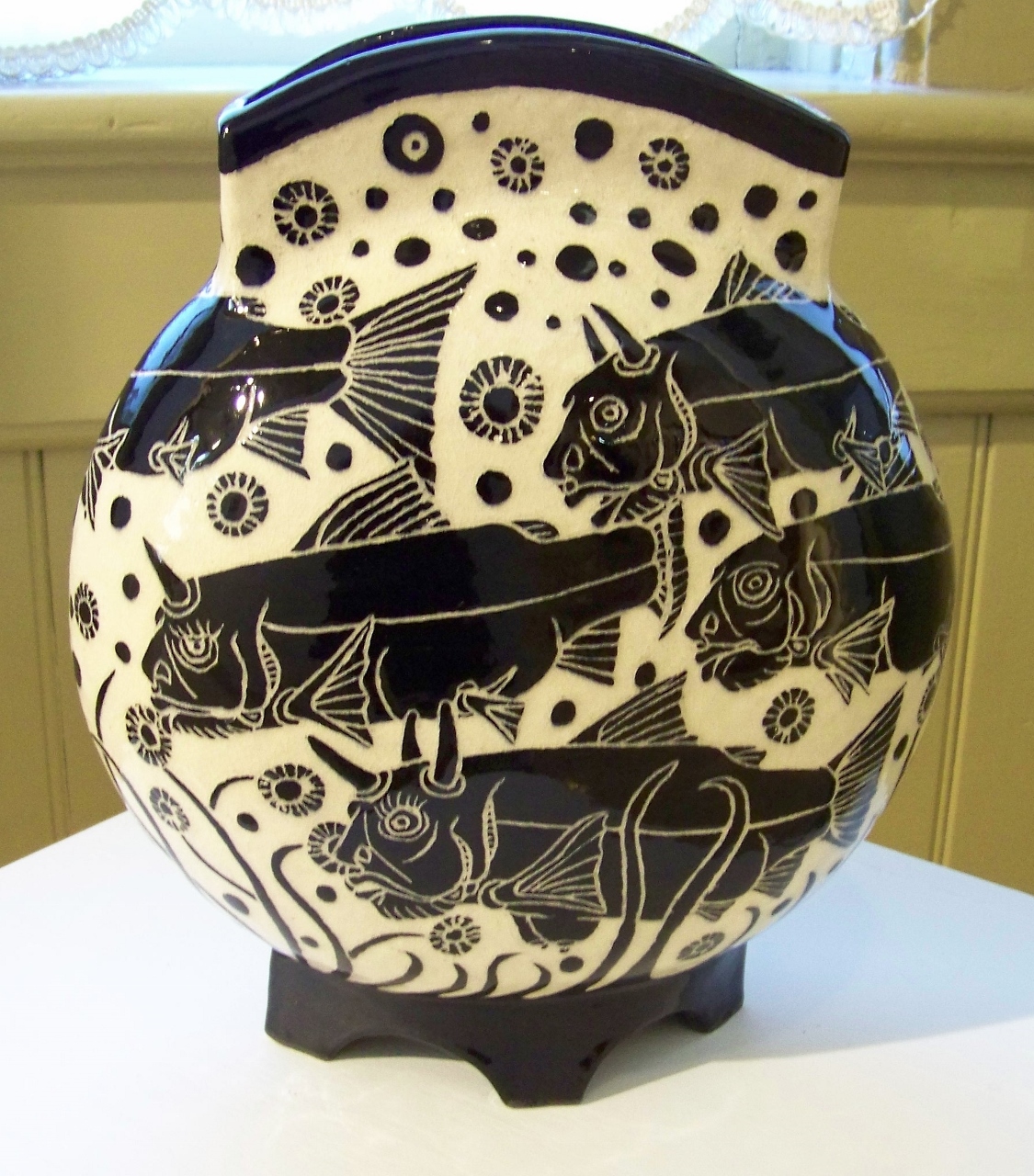 Stinson manfish vase